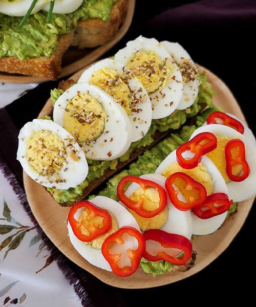 Idea 5 Hard Boiled Eggs and Bread